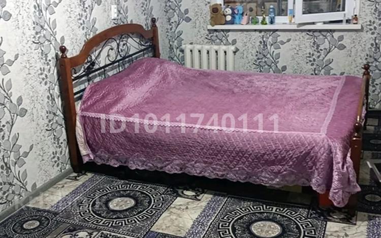 3-комнатная квартира · 57 м² · 5/5 этаж, мкр Восток 3 — кафе Камшат. Жантик за 25 млн 〒 в Шымкенте, Аль-Фарабийский р-н — фото 2