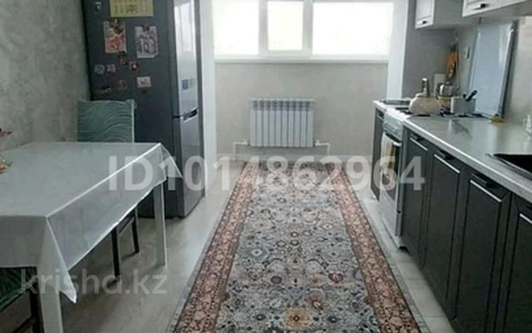 2-комнатная квартира · 60 м² · 2/5 этаж, мкр. Алтын орда за 25 млн ₸ в Актобе — фото 2