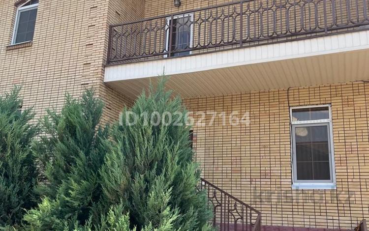 Отдельный дом · 6 комнат · 300 м² · 10 сот., Набережная 30 за 150 млн ₸ в  — фото 2