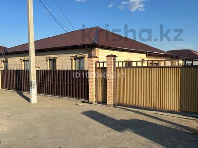 Жеке үй · 5 бөлме · 225 м² · 11.24 сот., Оркен - 2, 2-й пр-д — Возле дренажного канала, бағасы: 45 млн ₸ в Атырау
