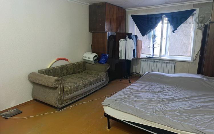 2-бөлмелі пәтер · 47.1 м² · 5/5 қабат, Юго-Восток ш/а., Мкр Юго-Восток, Язева 17 — Через дорогу находится с.Корзина ( новая), бағасы: 13.4 млн ₸ в Караганде, Казыбек би р-н — фото 2