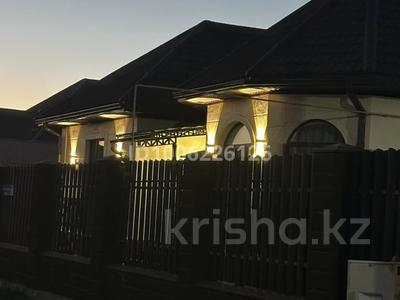 Отдельный дом · 4 комнаты · 180 м² · 10 сот., ул Байгазы за 65 млн 〒 в Талдыкоргане