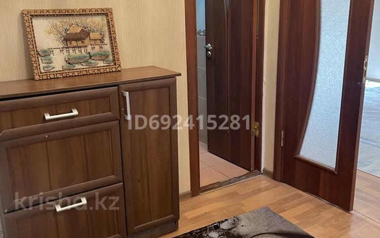 3-комнатная квартира, 90 м², 2/5 этаж помесячно, мкр Нурсат 32