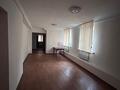 4-комнатная квартира · 140 м² · 1/3 этаж, мкр Кокмайса (Дорожник), Мкр Дорожник 6 за 72 млн ₸ в Алматы, Жетысуский р-н — фото 2