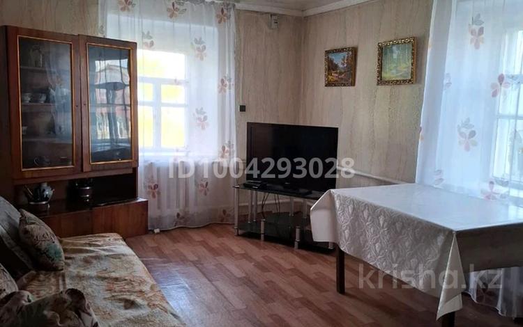 Отдельный дом · 4 комнаты · 100 м² · 8 сот., Кажымукана 41 — С. Петровка за 4 млн ₸ в  — фото 6