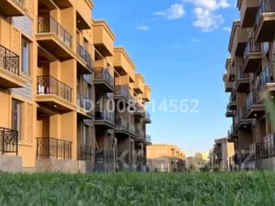 2-комнатная квартира · 48 м² · 3/3 этаж, Батырбекова 23 — Возле Керуен сарай и Театр за 32.5 млн 〒 в Туркестане