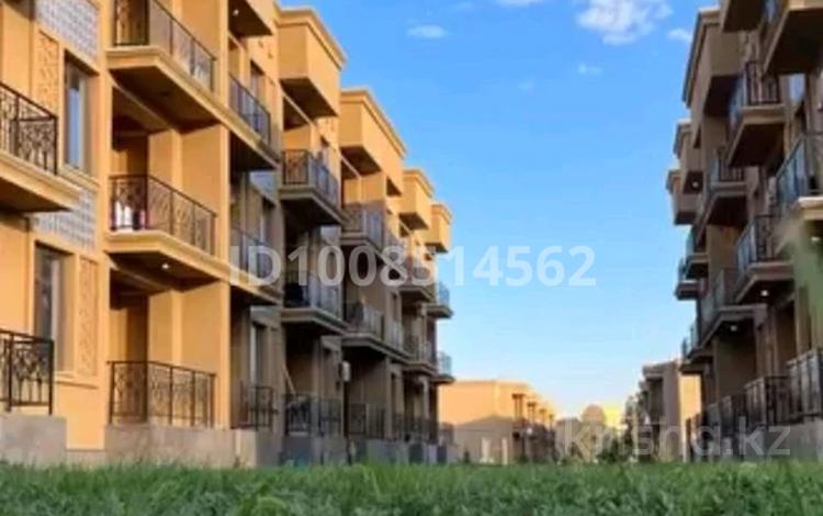 2-комнатная квартира · 48 м² · 3/3 этаж, Батырбекова 23 — Возле Керуен сарай и Театр за 32.5 млн 〒 в Туркестане — фото 2