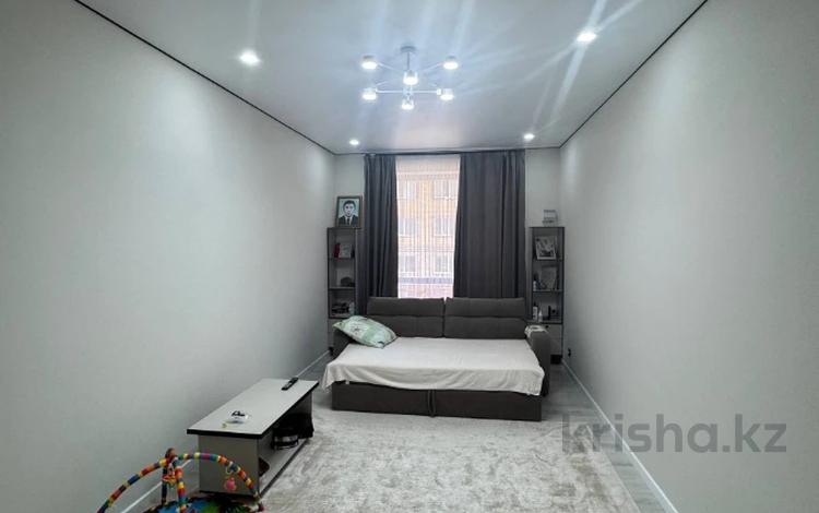 2-комнатная квартира · 70 м² · 2/5 этаж, мкр. Алтын орда 22е за 38 млн ₸ в Актобе — фото 3