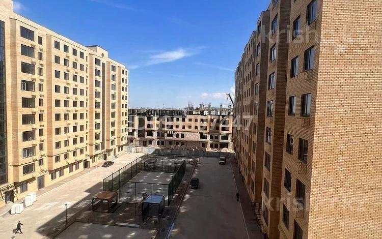 4-бөлмелі пәтер · 168 м² · 3/9 қабат, Абая 26, 26/1, 26/2, 26/3, бағасы: 50 млн ₸ в Атырау — фото 2