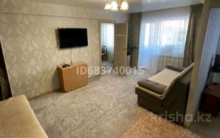 2-бөлмелі пәтер · 45 м² · 5/5 қабат, Назарбаева, бағасы: 2 500 ₸ в Усть-Каменогорске, Ульбинский — фото 2