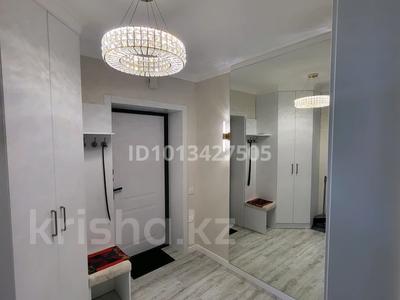 4-комнатная квартира · 85 м² · 3/3 этаж, Окжетпес 12 за 25 000 ₸ в Бурабае