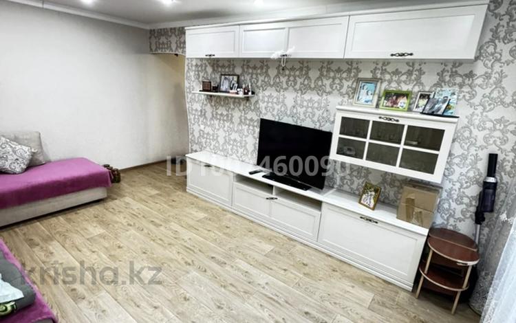 2-бөлмелі пәтер · 52 м² · 2/9 қабат, Чокина 23/1, бағасы: 28 млн ₸ в Павлодаре — фото 2