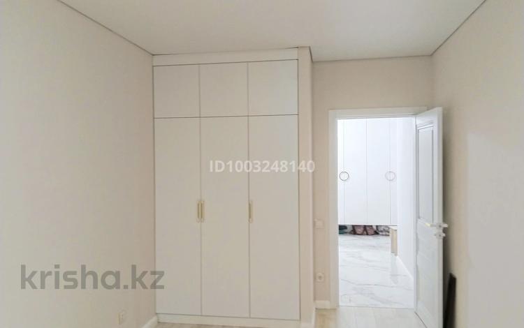 3-комнатная квартира · 80 м² · 4/9 этаж, Казыбек би 15 за 44 млн 〒 в Астане, Нура р-н — фото 2