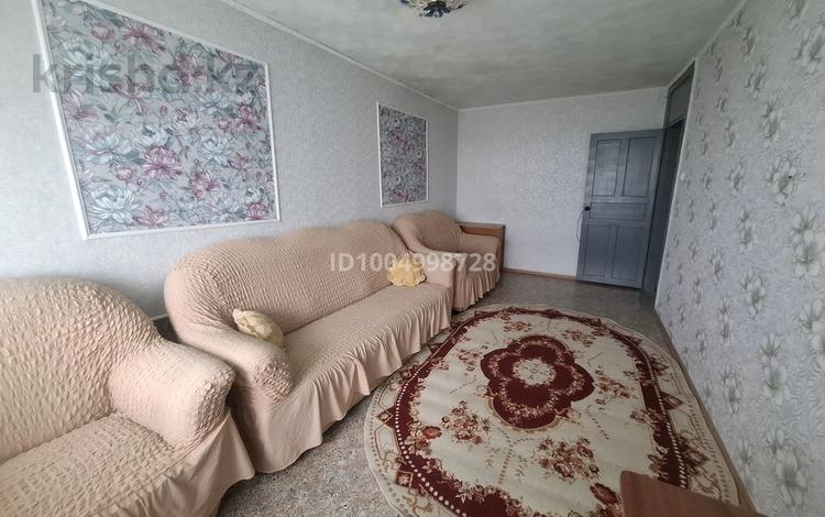 2-комнатная квартира · 43 м² · 5/5 этаж, 14мкр 1 за 130 000 ₸ в Семее — фото 2