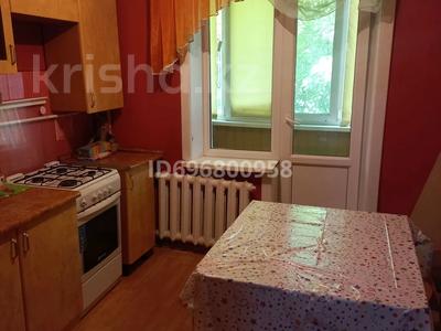 3-комнатная квартира · 70 м² · 1/5 этаж, Алтынсарина — 3 школа за 24.7 млн ₸ в Петропавловске