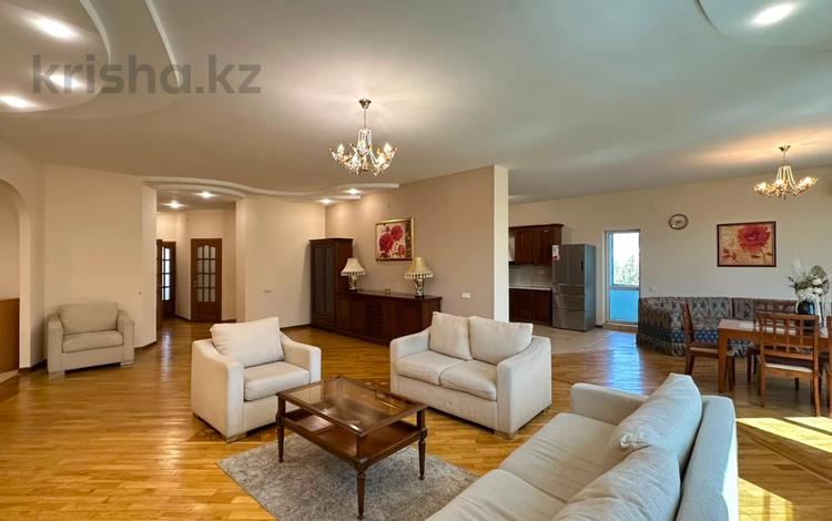 4-бөлмелі пәтер · 178 м² · 6/9 қабат, Самал-2 ш/а. 63 — проспект Аль - Фараби, бағасы: 215 млн ₸ в Алматы, Медеуский р-н — фото 2
