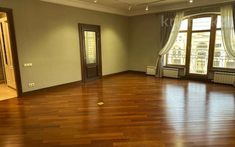 4-бөлмелі пәтер · 163 м² · 4/4 қабат, Мирас 53–64, бағасы: 199 млн ₸ в Алматы, Бостандыкский р-н — фото 2