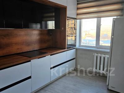 4-комнатная квартира · 104 м² · 8/10 этаж, Театральная за 42 млн 〒 в Петропавловске