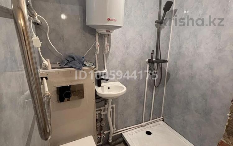 1-комнатная квартира · 20.8 м² · 5/5 этаж, 11 мкр 18 за 2.2 млн 〒 в Житикаре — фото 2