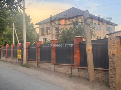 Продажа домов и дачи в Алматы: Отдельный дом · 7 комнат · 450 м² · 5.5 сот., мкр Карагайлы за 42.5 млн 〒 Отдельный дом · 7 комнат · 450 м² · 5.5 сот., мкр Карагайлы за 42.5 млн 〒 в Алматы, Наурызбайский р-н