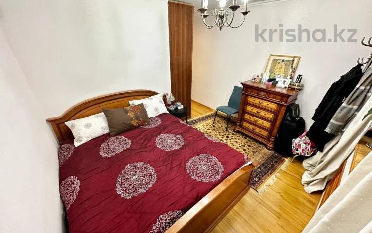 3-комнатная квартира, 65 м², 1/5 этаж, Сейфулина 514 — Кабанбай батыра