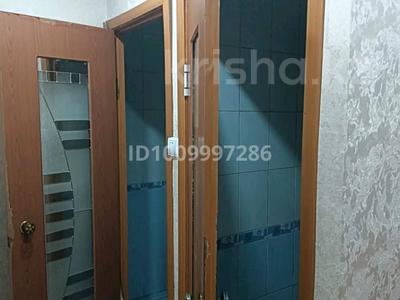 3-бөлмелі пәтер · 60 м² · 1/4 қабат, Ы.сулейменова 15 — Уәлиханов, бағасы: 15 млн ₸ в 