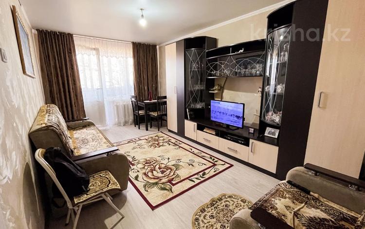 1-комнатная квартира, 35 м², 3/5 этаж, Жетысу за 9.5 млн 〒 в Талдыкоргане, мкр Жетысу — фото 2