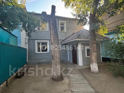 Отдельный дом · 5 комнат · 135 м² · 6 сот., Кузнечные ряды 8б за 25 млн 〒 в Актобе, мкр. Курмыш