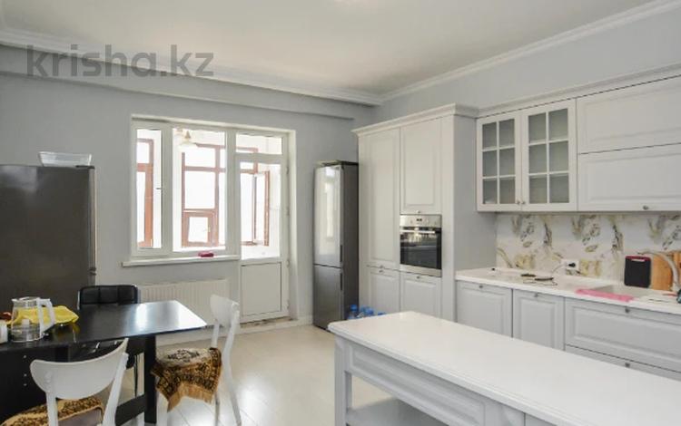 4-комнатная квартира · 230 м² · 5/9 этаж, Орынбор 27 — ОЧЕНЬ СРОЧНАЯ ПРОДАЖА ПО ГОРЯЧИЙ ЦЕНЕ!!! за 131 млн ₸ в Астане, Есильский р-н — фото 95