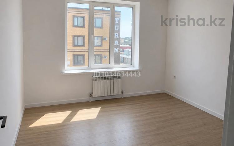2-бөлмелі пәтер · 41 м² · 4/5 қабат, Малика Габдуллина 35, бағасы: 21 млн ₸ в Кокшетау — фото 2