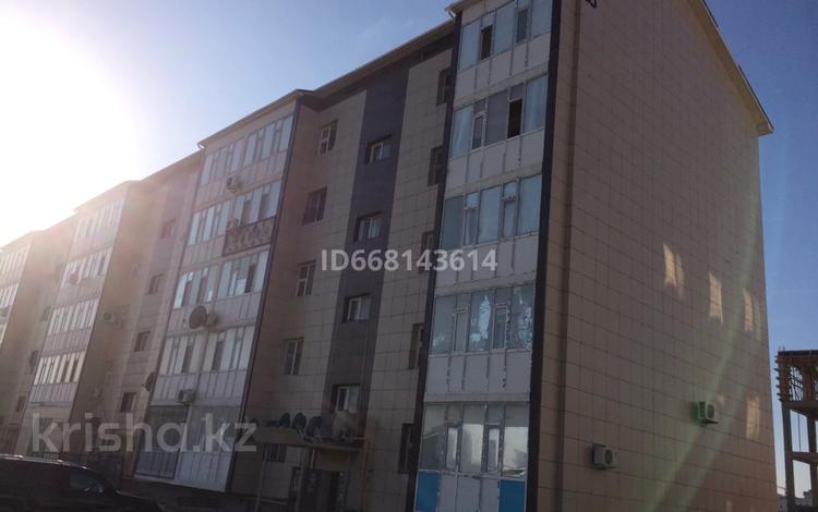 2-комнатная квартира · 57 м² · 3/5 этаж, 16-й мкр 18 за 15.5 млн ₸ в Актау — фото 2