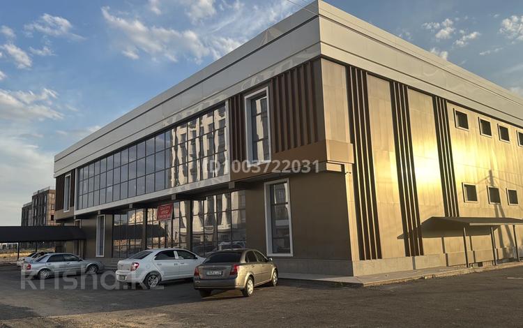 Свободное назначение, офисы · 2532 м² за 8.5 млн ₸ в Шымкенте, Каратауский р-н — фото 2
