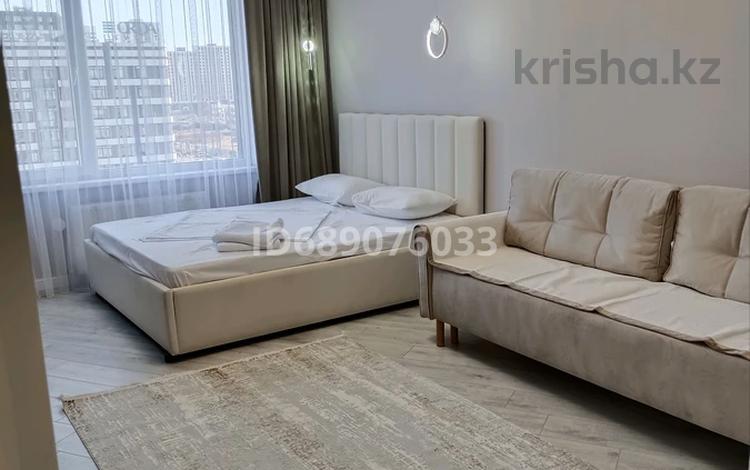 1-комнатная квартира · 42 м² · 9/9 этаж, Туран 57/3 за 18 000 ₸ в Астане, Нура р-н — фото 12