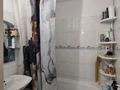 2-бөлмелі пәтер · 55 м² · 2/5 қабат, мкр Аса 13 — Пересечение улиц Бауыржана Момышулы и Санырака батыра, бағасы: 18 млн ₸ в Таразе — фото 8
