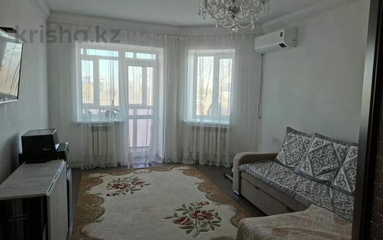 4-комнатная квартира · 72.3 м² · 3/3 этаж, 83-й квартал за 30 млн ₸ в Караганде, Казыбек би р-н — фото 2