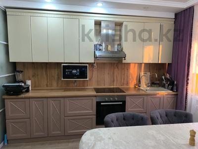 3-комнатная квартира · 112 м² · 17/18 этаж, мкр Юго-Восток, Шахтёров 60 — Таттимбета, Степной, Гульдер, Сары-Арка, Республики за ~ 43 млн ₸ в Караганде, Казыбек би р-н