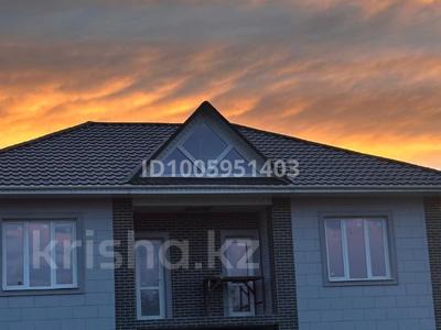 Жеке үй · 5 бөлме · 210 м² · 10 сот., мкр Алатау (ИЯФ) 12 В — Орталык, бағасы: 65 млн 〒 в Алматы, Медеуский р-н