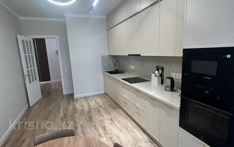 3-комнатная квартира · 120 м² · 9 этаж, Достык 8/2 за 900 000 ₸ в Астане, Есильский р-н — фото 8