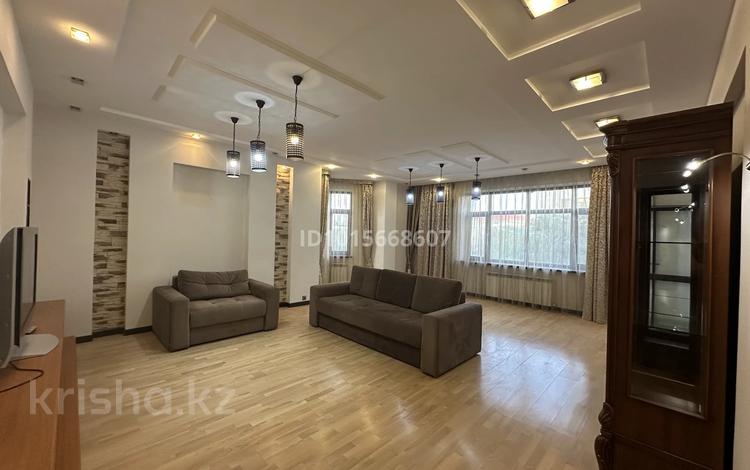4-бөлмелі пәтер · 189 м² · 2/4 қабат, Жубан ана, бағасы: 800 000 ₸ в Астане, Есильский р-н — фото 2