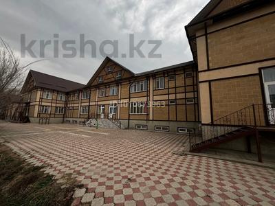 Білім орталықтары · 3000 м², бағасы: 2.5 млрд 〒 в Таразе, мкр Алатау