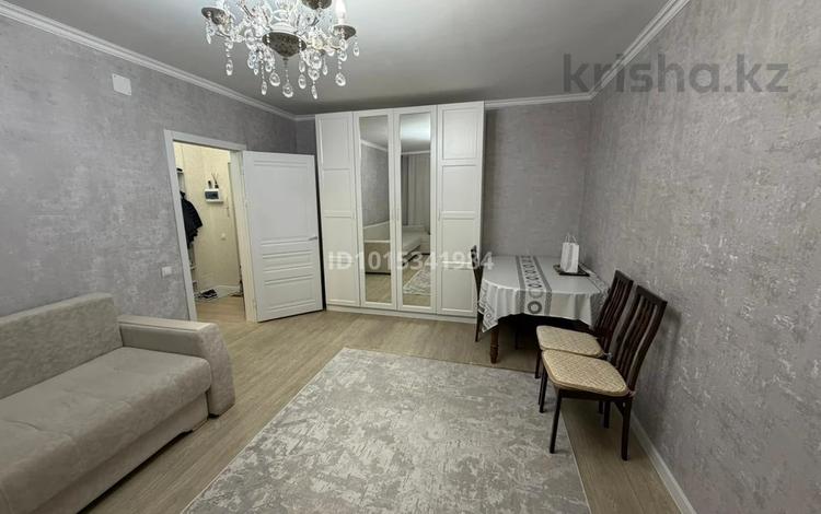 1-бөлмелі пәтер · 41.8 м² · 1/5 қабат, Михайловка ш/а., Ермекова 114/1, бағасы: 21 млн ₸ в Караганде, Казыбек би р-н — фото 2