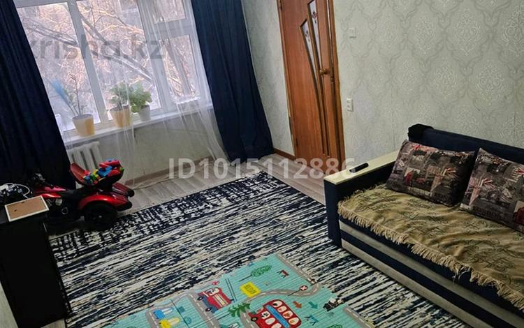 2-комнатная квартира · 54 м² · 4/5 этаж, мкр Северо-Восток 15/2 за 12 млн ₸ в Уральске — фото 2