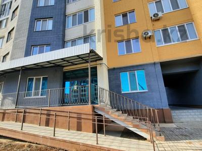 Свободное назначение, офисы, магазины и бутики, общепит, салоны красоты, фитнес и спорт, медцентры и аптеки, образование, развлечения, конференц-залы, кабинеты и рабочие места, студии · 110 м² за 500 000 〒 в Актобе, мкр. Алтын орда