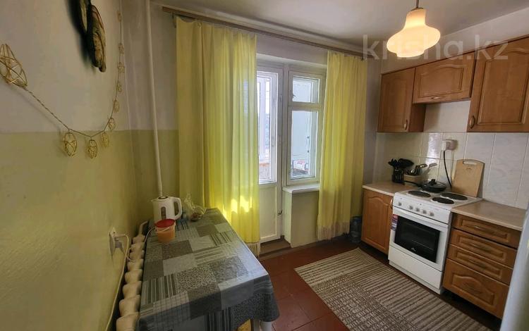1-комнатная квартира, 33 м², 2/9 этаж, хименко за 11.2 млн 〒 в Петропавловске — фото 2