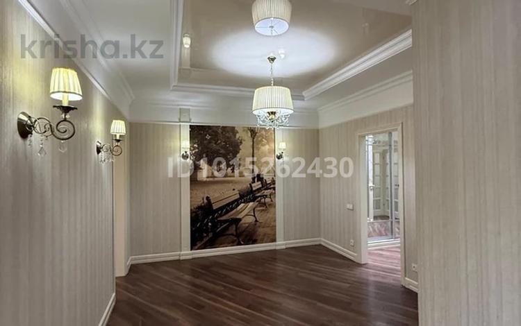 3-комнатная квартира · 172 м² · 3/9 этаж, Конаева 65 за 93 млн ₸ в Шымкенте — фото 22
