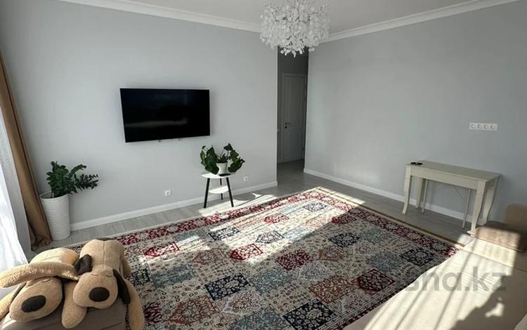 3-комнатная квартира · 95 м² · 5 этаж, Мангилик Ел 61 за 600 000 ₸ в Астане, Есильский р-н — фото 7