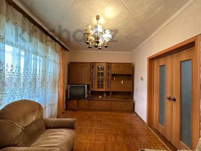 4-комнатная квартира, 76.2 м², 2/9 этаж, пр. Республики за 25 млн 〒 в Темиртау
