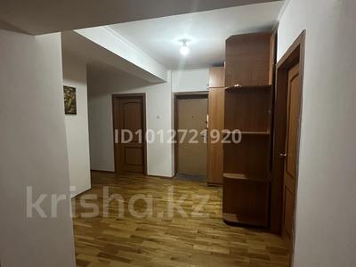 4-комнатная квартира · 105 м² · 5/9 этаж, мкр Жетысу-1 за 450 000 ₸ в Алматы, Ауэзовский р-н