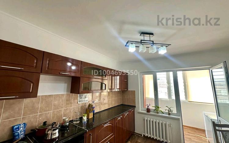 3-бөлмелі пәтер · 94 м² · 16/16 қабат, мкр Шугыла, Жуалы, бағасы: 45 млн ₸ в Алматы, Наурызбайский р-н — фото 6