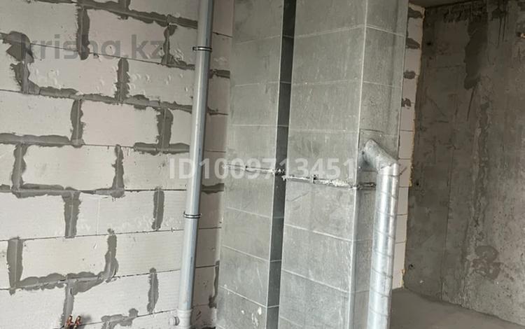 3-бөлмелі пәтер · 86 м² · 19/20 қабат, Гагарина 310, бағасы: 75 млн ₸ в Алматы, Бостандыкский р-н — фото 2
